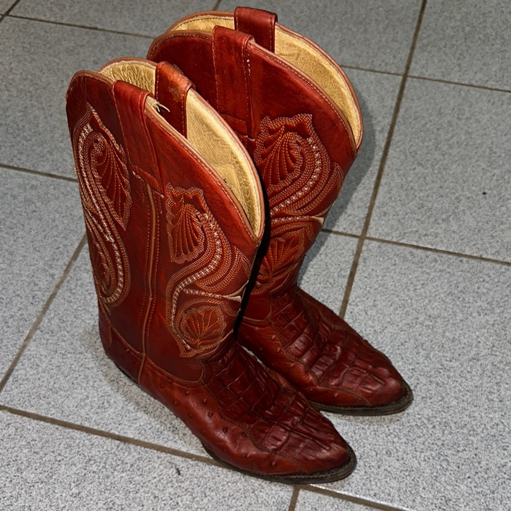 Potro Salvaje Ostrich Cowboy Boots Men’s Size 9.5 US / 27 MEX